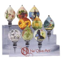 Ne'Qwa Art Bottle Stopper Display