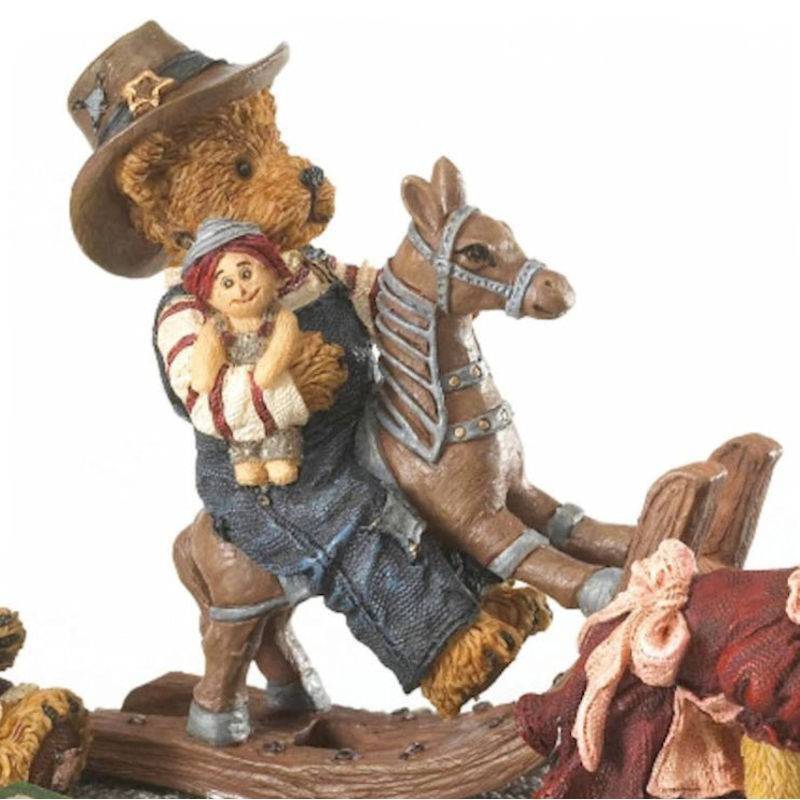 Boyds Matthew Emily and Bailey Attic Treasures Figurine - Click Image to Close