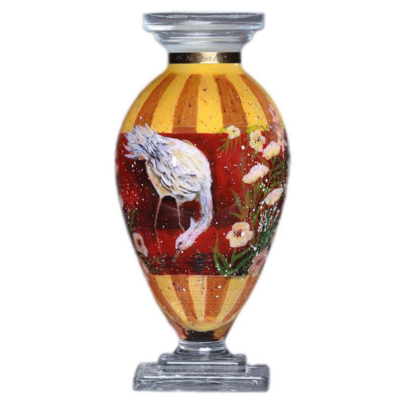 Ne'Qwa Art Heron Vase - Click Image to Close